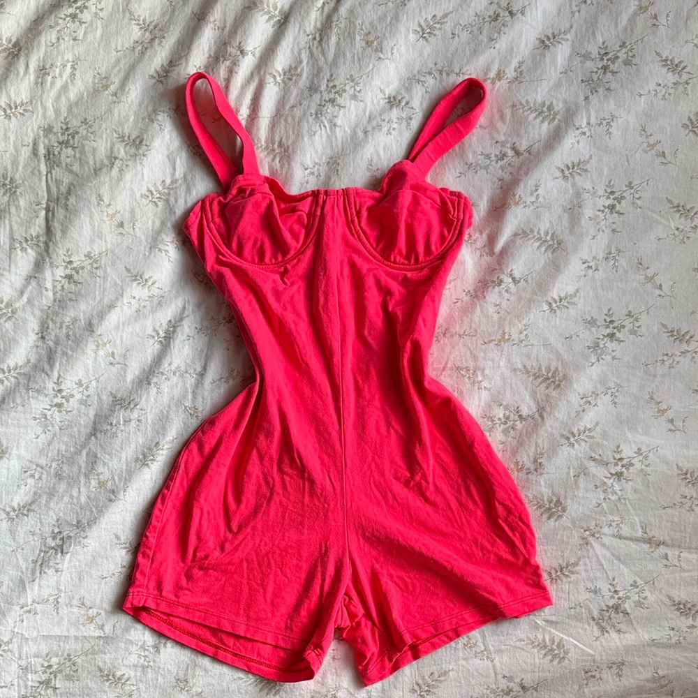 Hot pink bikini coverup romper size medium in great condition never worn
